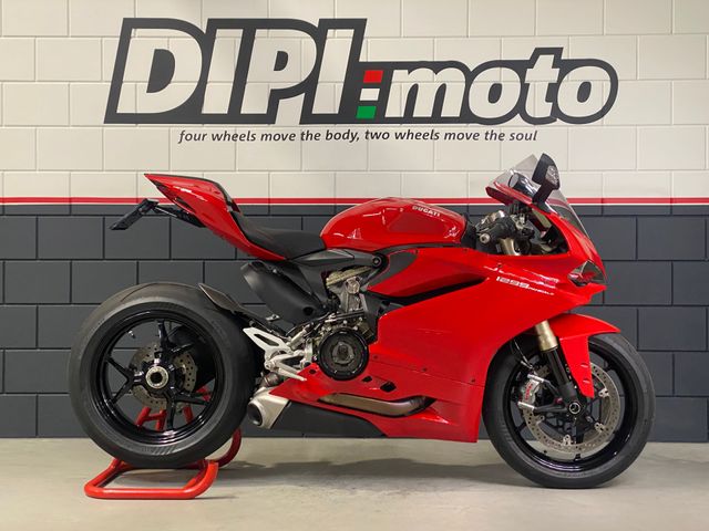 ducati - 1299-panigale