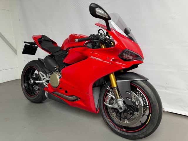 ducati - 1299-panigale-s