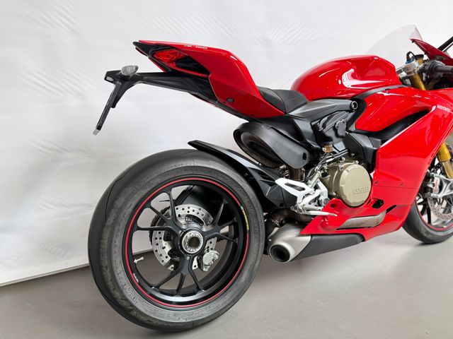 ducati - 1299-panigale-s