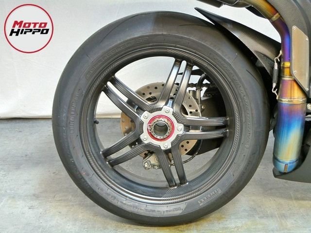 ducati - 1299-superleggera