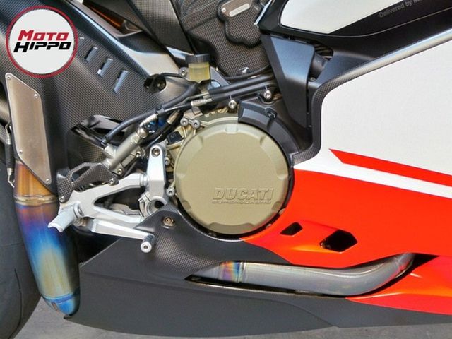 ducati - 1299-superleggera