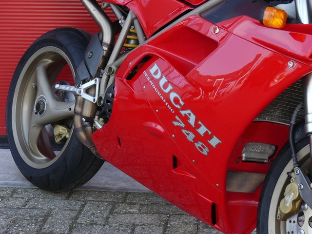 ducati - 748