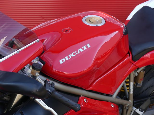 ducati - 748