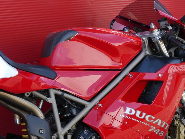 ducati - 748