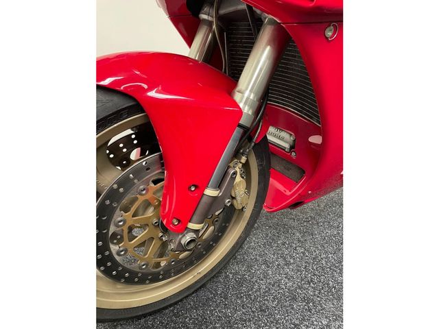 ducati - 748