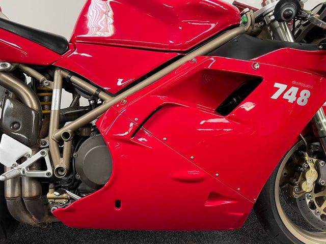 ducati - 748