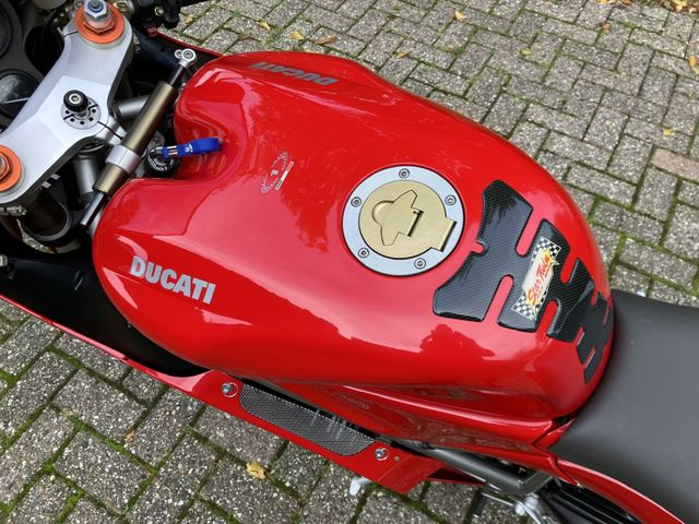 ducati - 748-s