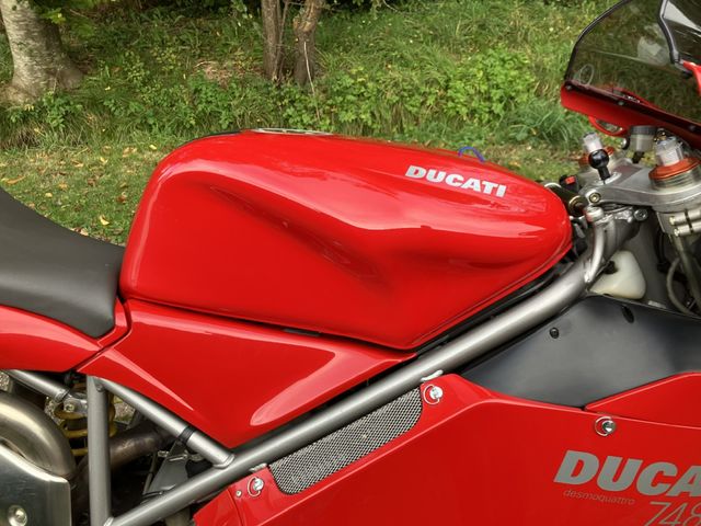 ducati - 748-s