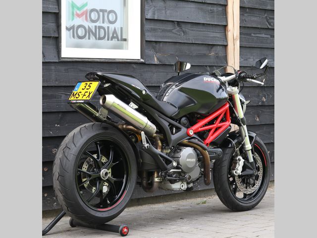 ducati - 796-monster