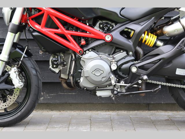 ducati - 796-monster