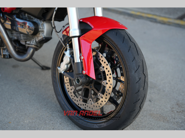 ducati - 796-monster