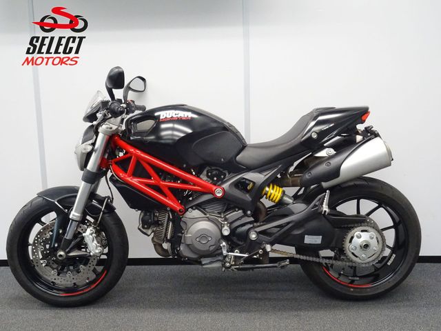ducati - 796-monster