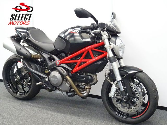 ducati - 796-monster