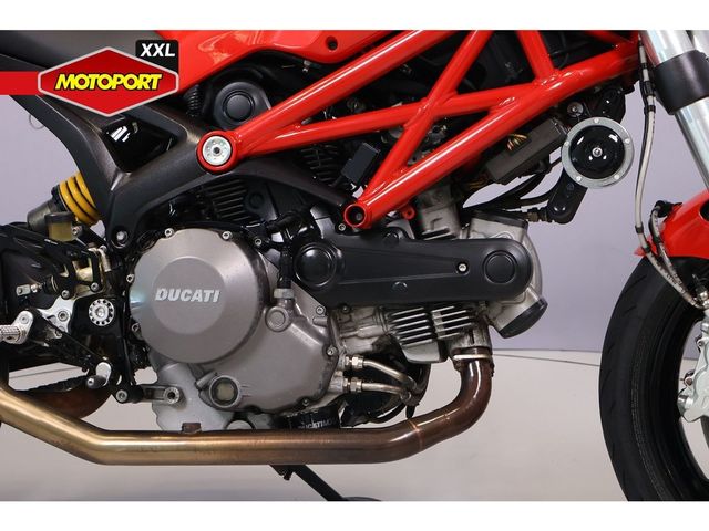 ducati - 796-monster