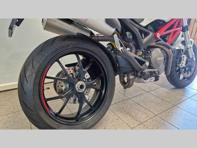 ducati - 796-monster