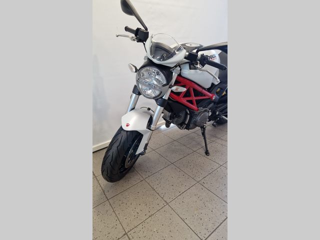 ducati - 796-monster