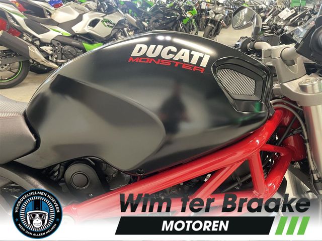 ducati - 796-monster