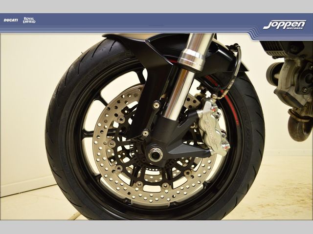 ducati - 796-monster