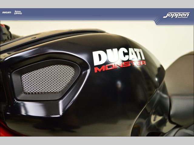 ducati - 796-monster