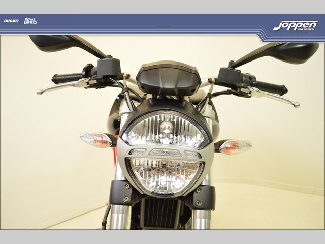 ducati - 796-monster