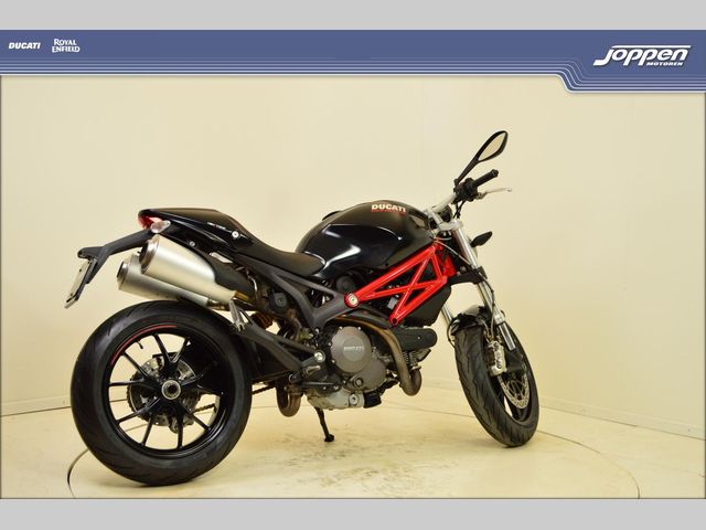 ducati - 796-monster