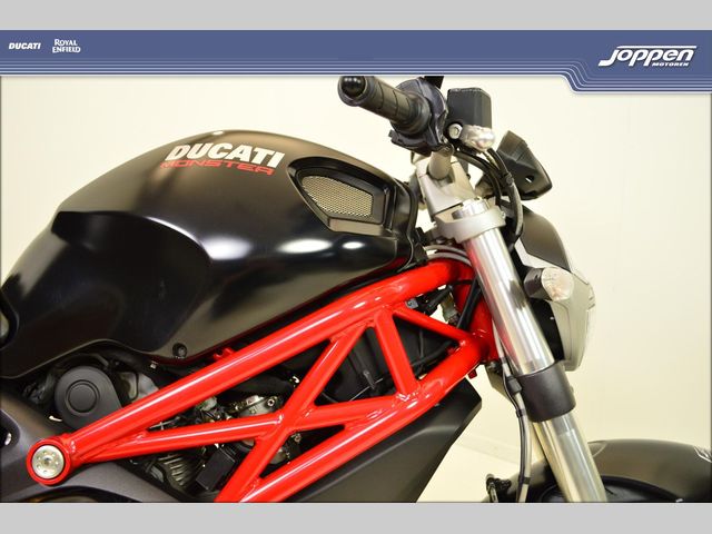 ducati - 796-monster