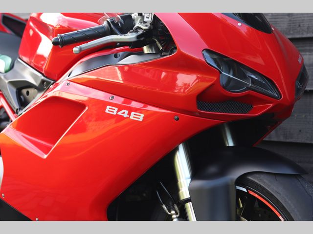 ducati - 848