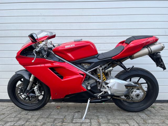 ducati - 848