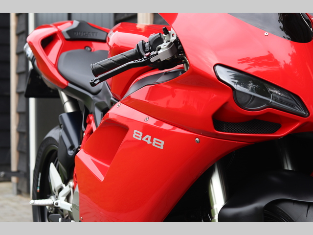 ducati - 848