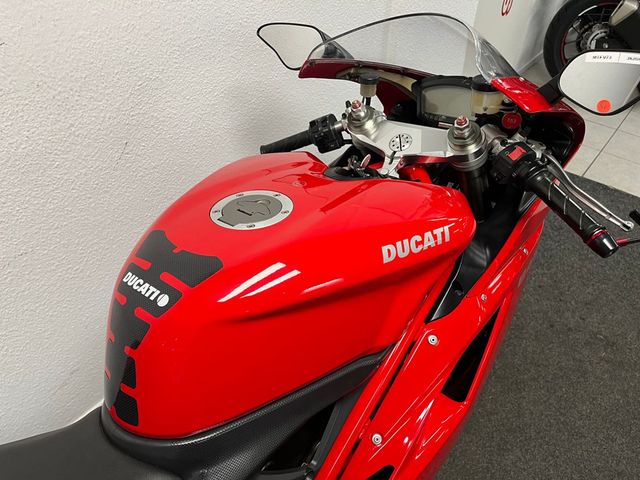 ducati - 848