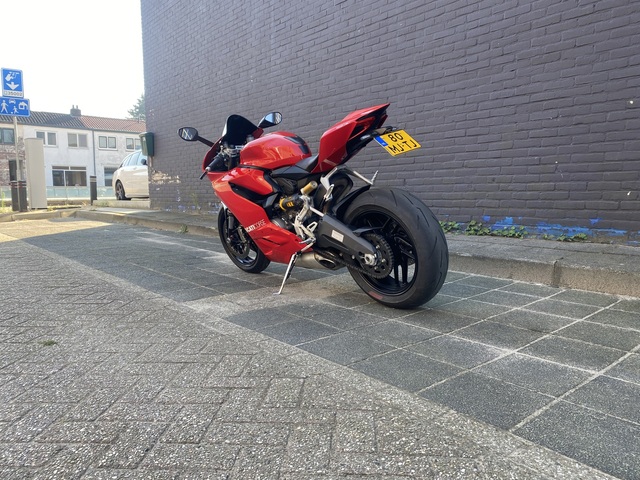 ducati - 899-panigale