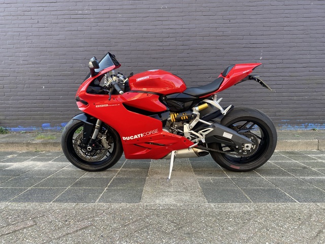 ducati - 899-panigale