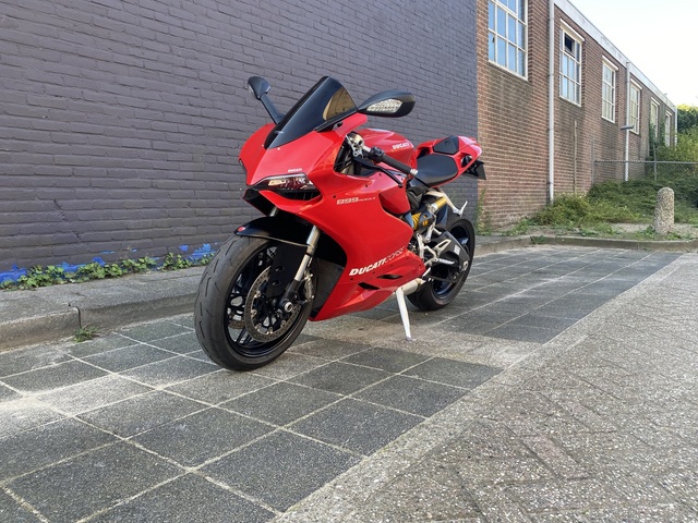 ducati - 899-panigale