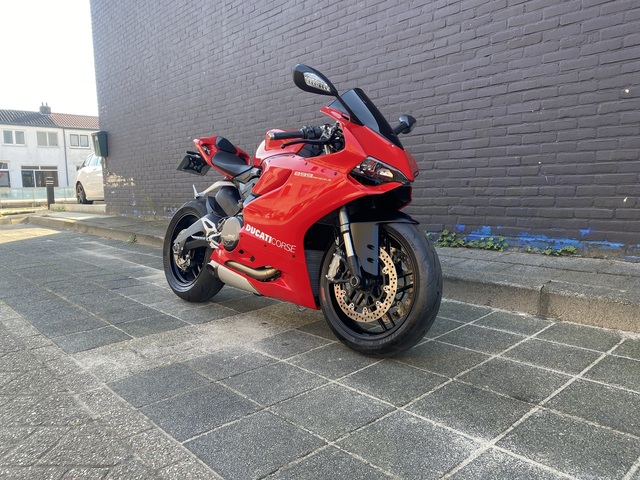 ducati - 899-panigale