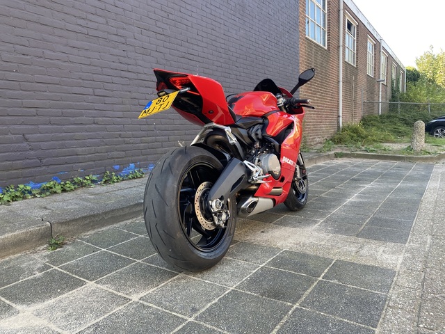 ducati - 899-panigale