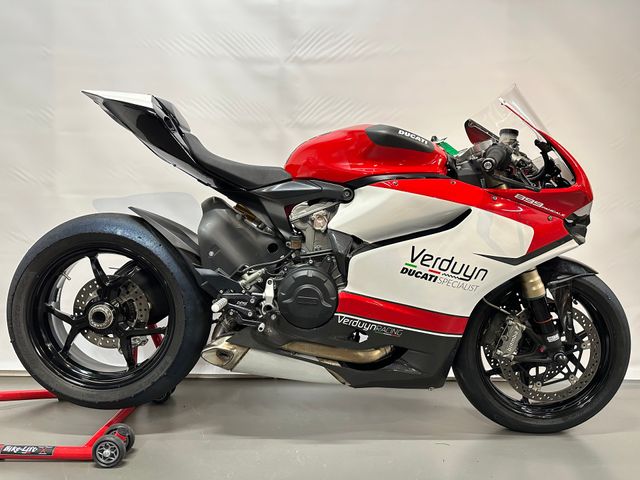 ducati - 899-panigale