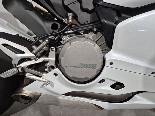 ducati - 899-panigale