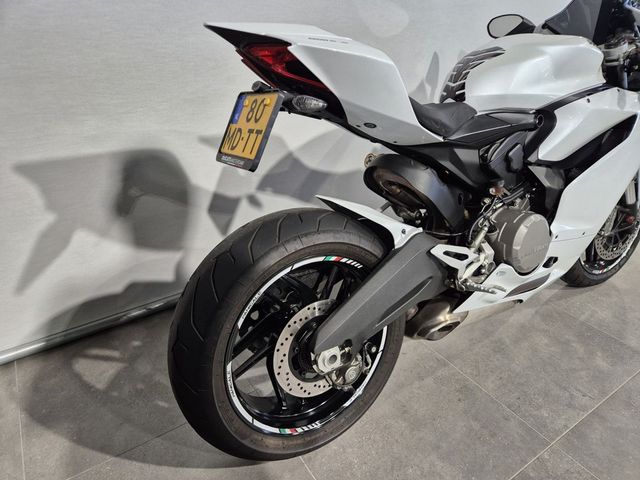 ducati - 899-panigale