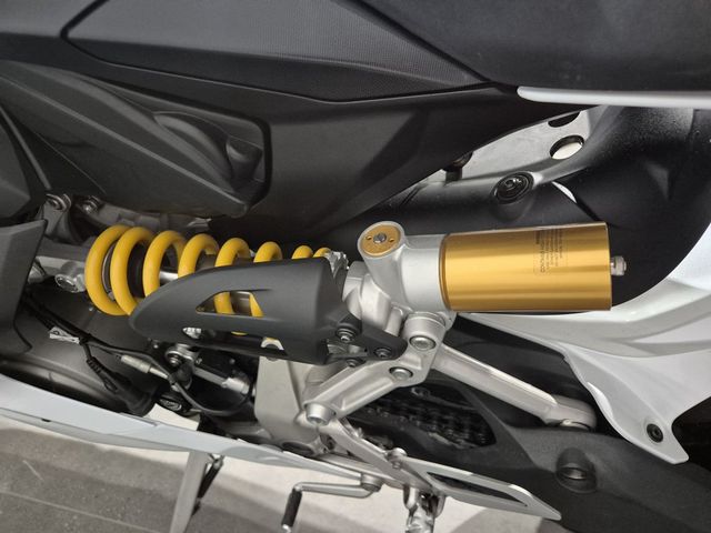 ducati - 899-panigale