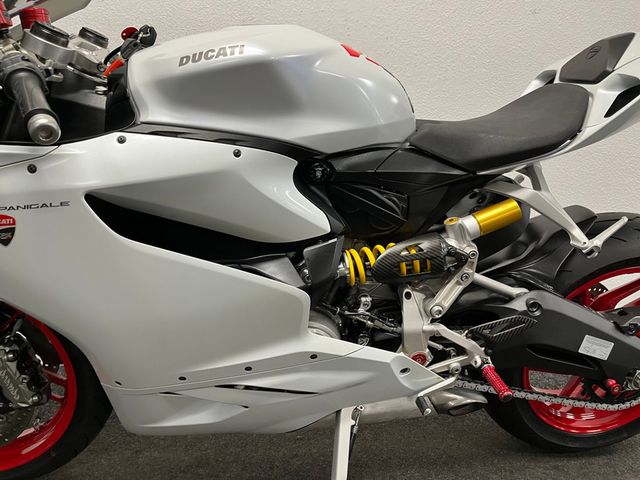 ducati - 899-panigale