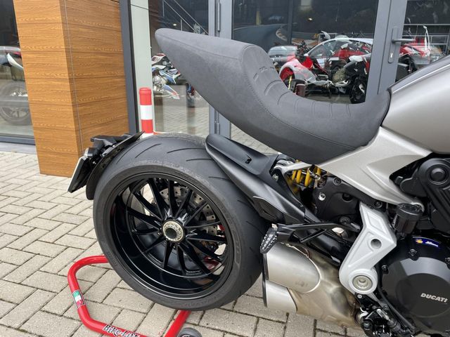 ducati - diavel-1260