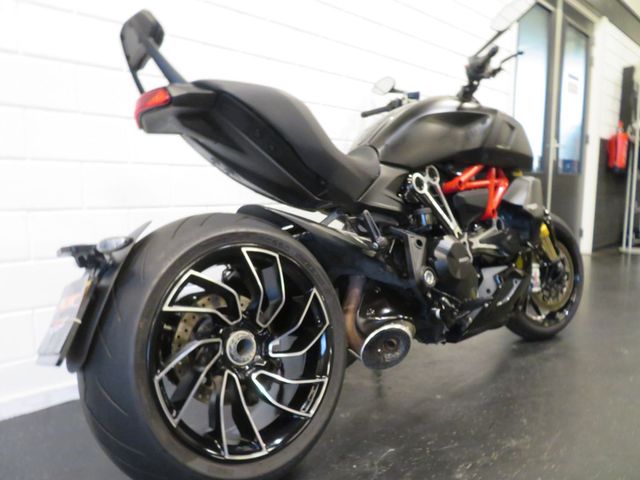 ducati - diavel-1260-s