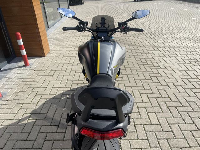 ducati - diavel-1260-s