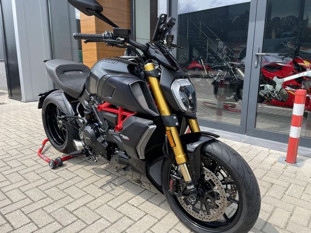 ducati - diavel-1260-s