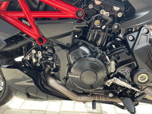 ducati - diavel-1260-s