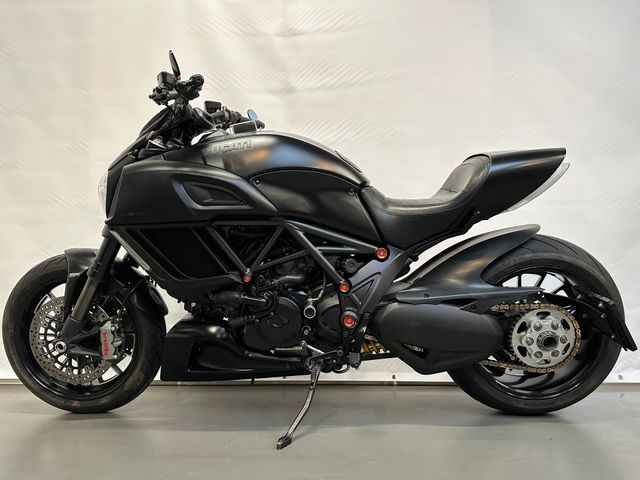 ducati - diavel