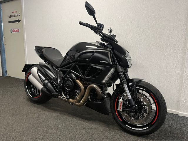 ducati - diavel