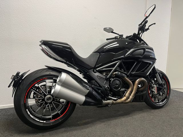 ducati - diavel