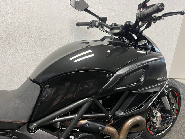 ducati - diavel