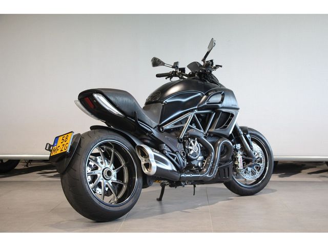 ducati - diavel